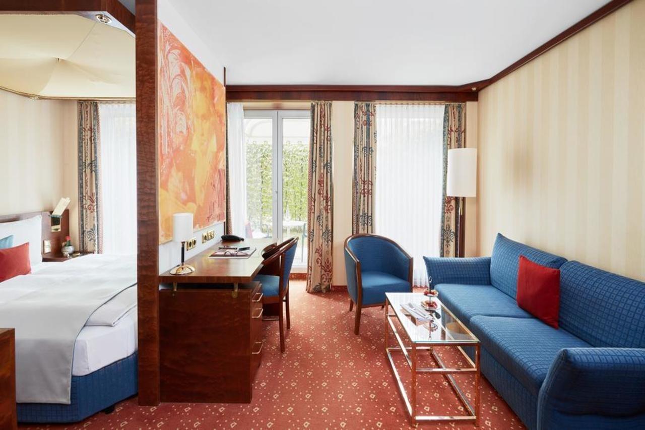 Living Hotel Kanzler Bonn Buitenkant foto